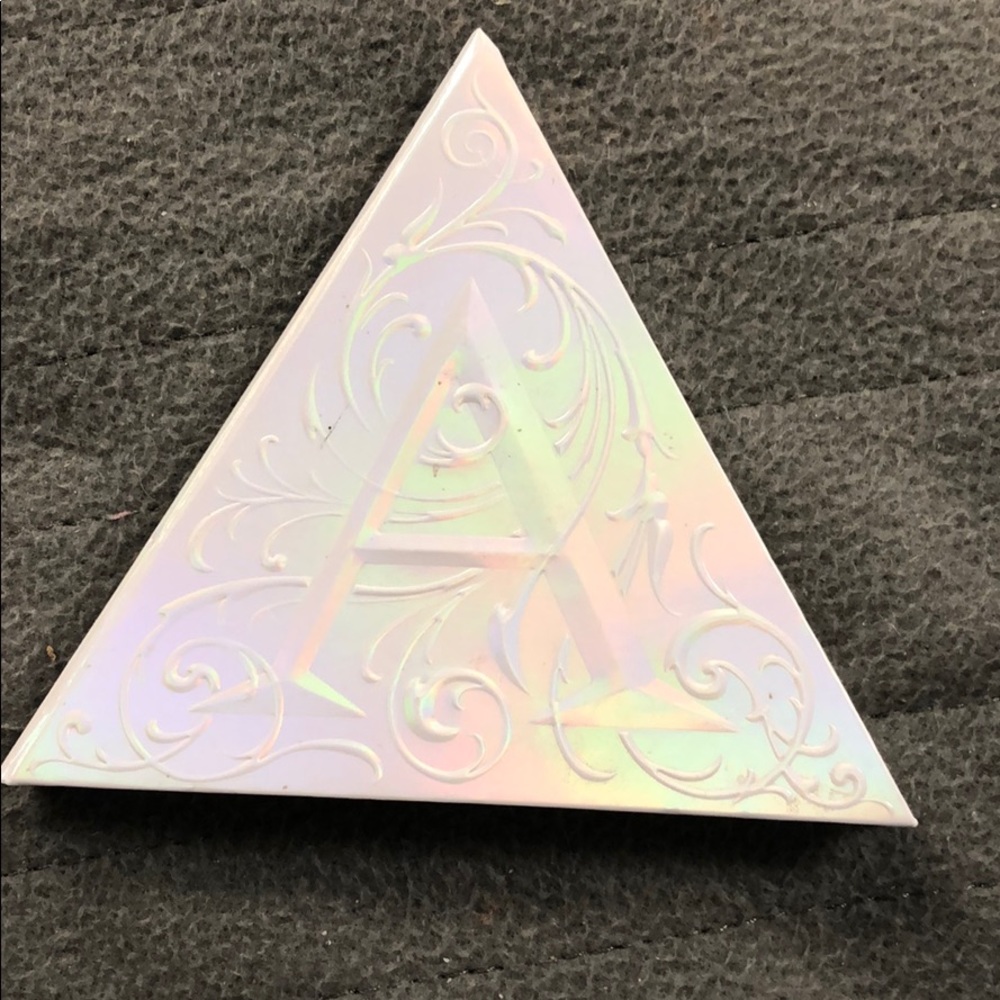 Kat von D alchemist palette